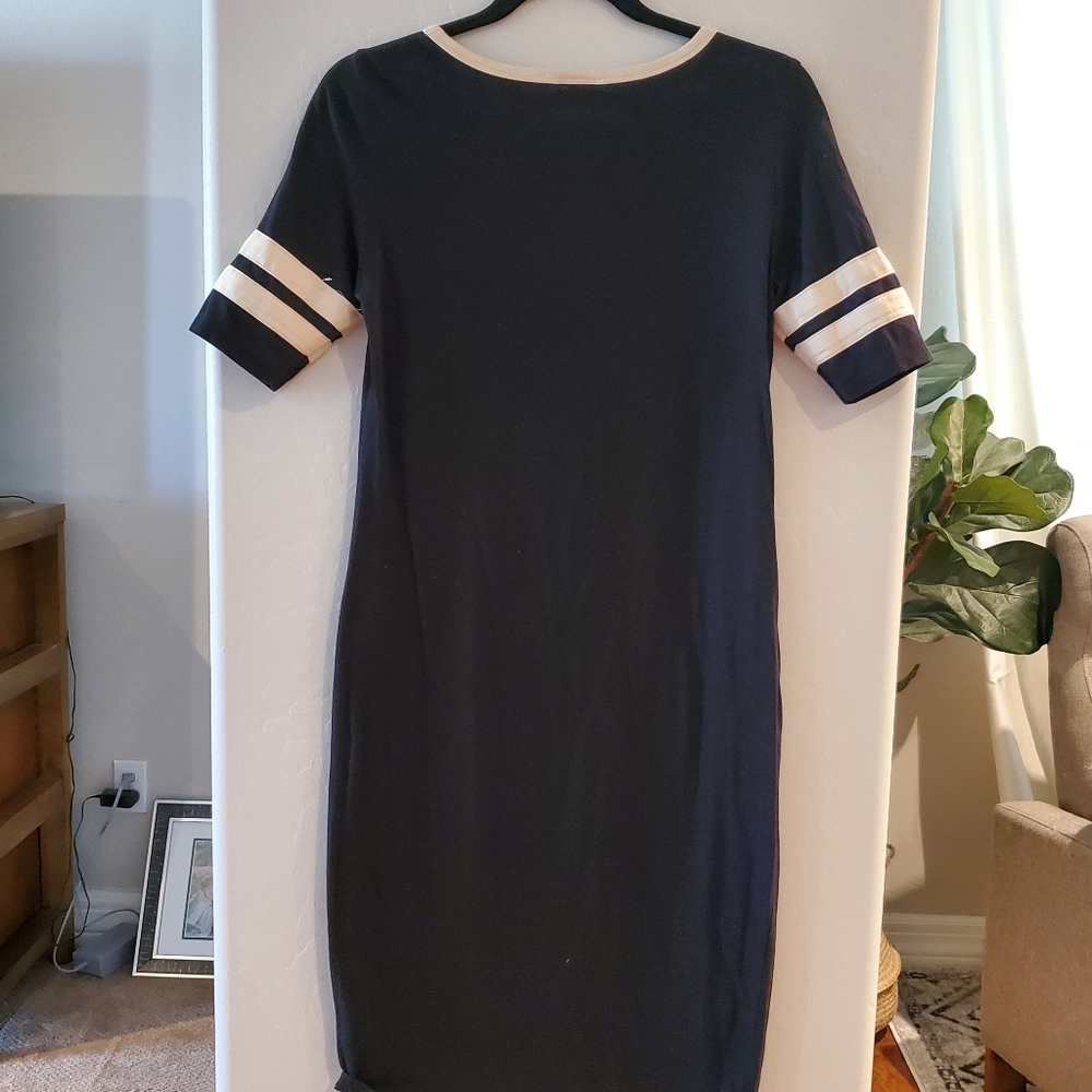 LuLaRoe Julia fitted dress size M